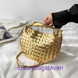 Luxury Designer tote Bags Bottgs's Vents's sardine online store Womens Bag Metal Handle Small Shark Woven Large Capacity Dumpling Handheld with real logo