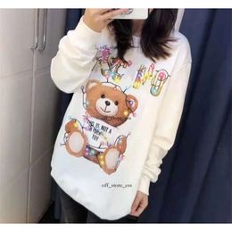 Graphic Print Moschino Hoodies Oversized Autumn Womens Designers Moschinos Sweater Sports Neck Long Sleeve Casual Loose Sweatshirts Men Moschinos 313