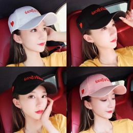 Korean Hat Lady Fashion letter heart broken embroidery baseball cap outdoor couple cap fashion sun hat