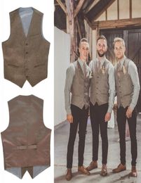 New V Neck brown Mens Wedding Vests Outerwear Groomsman Vest Realtree Spring Camouflage Slim Fit Mens Wedding Party Dinner Vests8789506