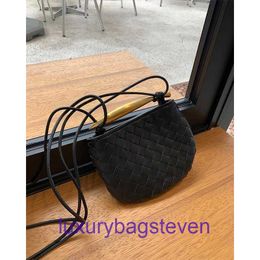 Top Qualität Bottgs's Vents's Sardine Designer Damen Geldbörse Echtleder Handtaschen Tasche 2023 Sommer Neue Rindsleder gewebt Dumpling Umhängetasche mit echtem Logo