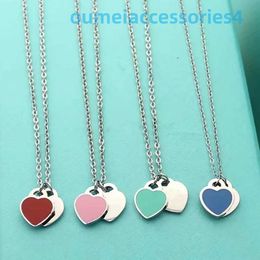 2024 Jewellery Designer Brand Pendant Necklaces Titanium Steel Enamel Love Female Double Blue Red Pink Heart Pendant Clavicle Chain