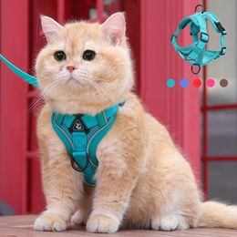 Cat Harness Escape Proof Breathable Cat Harness and Leash for Cats Small Dogs Reflective Walking Lead Leash Cat Accessories 240229