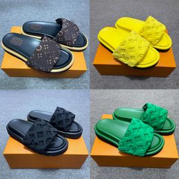 Лучшие тапочки высшего качества роскошные дизайнер Sunny Beach Sandal Pillow Bool Slides Vintage Shoes Mens Mens Fashion Fashion Flat Thos