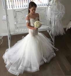 Lovely OfftheShoulder Mermaid Tulle Flower Girl Dresses Spaghetti Strap Lace Applique Sweep Train Kids Pageant Dresses 2018 New 7241613