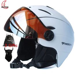 MOON Professional Half-covered Ski Helmet Integrally-molded Sports man women snow Skiing Snowboard Helmets with Goggles Visor 240223