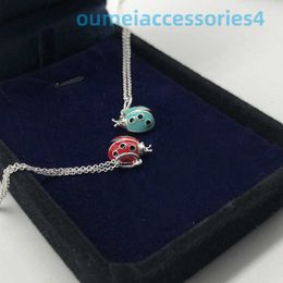 2024 Jewellery Designer Brand Necklaces S925 Sterling Silver Womens Blue Red Seven Star Ladybug Fashion Versatile Personalised Insect Pendant