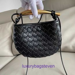 Luxury Designer tote Bags Bottgs's Vents's sardine online store Leather Versatile Bag Woven Womens Advanced Handbag One shoulder messenger with real logo