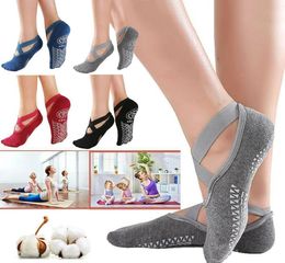 Women039s AntiSlip Fitness Dance Pilates Socks Professional Indoor Yoga Five Toe Backless Exercise Ballet Lady Training Access3574820