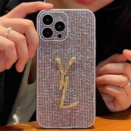 Cell Phone Cases Designer Diamond Cases for IPhone 14 Plus 13 Pro Max Xr 12 11 Covers Fashion Metal Protective Shell Womens 240304