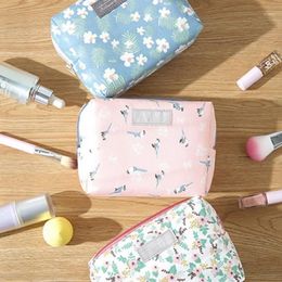 2021 Fashion Mini Purse Travel Wash Bag Toiletry Make Up Case Sweet Floral Cosmetic Organiser Beauty Pouch Kit Makeup Pouch1261V