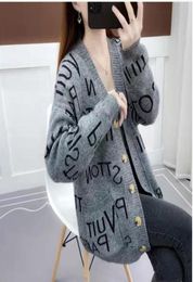 Vneck contrast cardigan sweater new women039s autumn Korean version versatile loose short outer wearing knitted top6194268