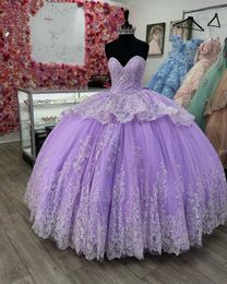 2024 Lilac Quinceanera Dresses Sweetheart Silver Lace Appliques Embroidery Crystal Beads Tulle Peplum Ball Gown Guest Dress Evening Prom Gowns Corset Back