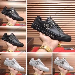 Luxury Designer Skull Mens Shoes Men Metal buckle brand Leather Lace Up Platform Oversized Sole Sneakers Black White Casual Shoes Printed Board Shoe