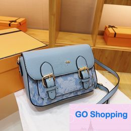 Wholesale New Flap Shoulder Messenger Bag College Style Small Square Bags Leather Patchwork Buckle Messenger Bags