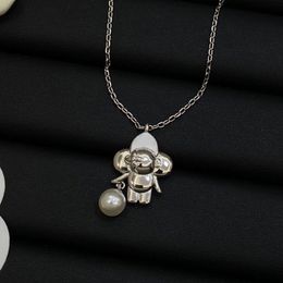 Silver Color Women Designer Necklace Fashion Style White Pearl Pendant Luxury Brand Jewelry Without Box