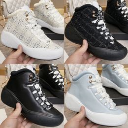 Leisure Womens desinger Outdoor Casual Sports Shoes Embroidery TPU Sole Leather Upper Sheepskin Inner Versatile Leisure Fashion Sports Shoes for Women Size 35-41
