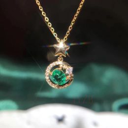 Fine jewelry natural emerald pendant simple collarbone design necklace holiday gift for girls y240318