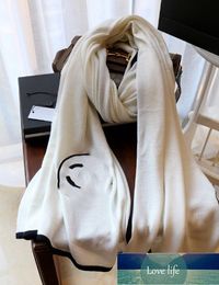 High-end Scarf Black and White Classic Letter Scarf Shawl Cashmere Scarf Big Brand