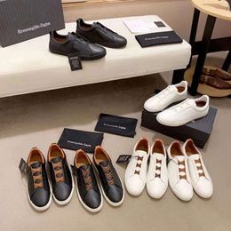 2024 Designer Dress Shoes Mens Zegna-Up Business Disual Social Wedding Sneakers الرسمية ذات الجودة المرتبطة بالجلد خفيفة الوزن مكتنزة مع Ori Q8T6#