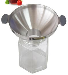 304 largecaliber stainless steel funnel kitchen oil drain wine funnel Refuelling pickle honey filling tool3661306