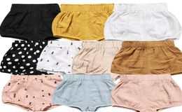 14 Styles Baby Plaid Shorts Toddle PP Pants Summer Cotton Linen Kids Loose Bread Shorts Newborn Diaper Boutique Underpants Clothes7048452