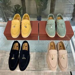 2024 New Designers Casual shoes Charms Walk Moccasins Rubber for women 18 Colour travel pianas loafer loro black Ankle run Shoe trainer warm Office Career hike snea