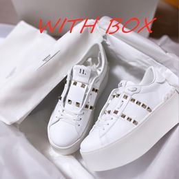 Hhot Sale Chaussure Mirror Quality Scarpe Original Shoes Rockstuds Platform Leather Sneakers Womens Designer Luxury Trainers Casual Style with Box Dhgate New