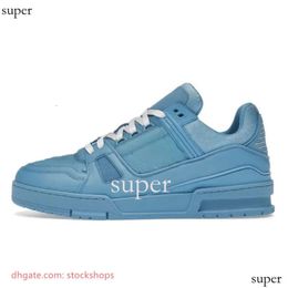 Lvse Luxury Top-Level Designer Casual Shoes Embossed Trainer Sneakers Triple White Pink Sky Blue Black Green Yellow Denim Low Brand Mens Women Fashion Trainers 247