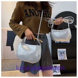 Brand Bottgs's Vents's sardine Tote bags for women online shop Vegetable basket bag womens new woven exquisite and highend feeling one shoulder with real logo