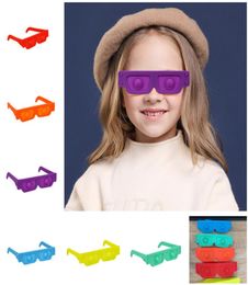 Party Supplies Sunglasses Shape Toys per Bubble Squeeze Sensory Puzzles Push Bubbles Silicone Sunglass Desktop Game Kids Gift 6 Colors7091573