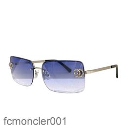 Hellblaue Designer-Sonnenbrille für Damen 4104-b 4322 Etal Temple Federscharnier Klassische bunte Rahmen Strahlenschutz Rechteckige Herren-Sonnenbrille Lunette