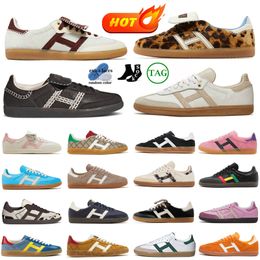 2024 Originals Vegan Adv Platform Shoes men women designer OG Casual Shoe red White Gum Velvet Green Suede Cream Blue mens womens outdoor sneakers sports trainers