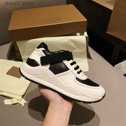 Dress Shoes Casual Shoes Top Designer Sports Men And Women Striped Flat Spring Autumn Brand Plaid Classic Fashion Couple 35-45H240308