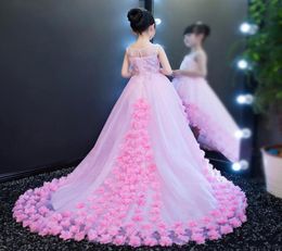 Gorgeous Cute Pink Girls Pageant Dresses Jewel Neck Sequins Appliques Birthday Girl Dresses Sweep Train Flower Girl Dresses S5078041