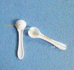 100pcslot 025 Gramme Plastic Measure Scoop 025g Small HDPE Measuring Spoon 49x13x07cm white OP9086932356