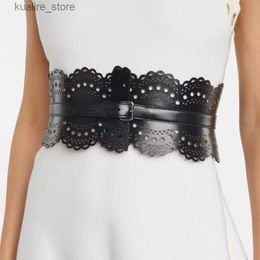 Belts Cut out carved leather waist closure pin buckle leather wide belt dress waist geometric decoration silver buckle wide belt L240308