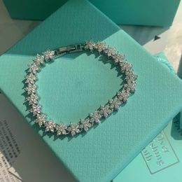 Bracelet Bangle designer luxury bracelets simple classic diamond couple bracelet birthday Valentines Day gift girlfriend jewellery 240308
