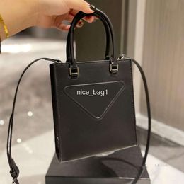 Evening Bags Luxurys designers Shoulder Handbags P Fashion womens quality wallet Cross Body mini Sheet music Bag Totes 2024