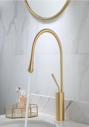 Bathroom Sink Faucets Basin Faucet Brushed Gold Brass Mixer Solid Copper Construction Simple North Europe Style Tap Taps8164759