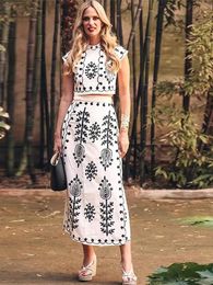 Sexy Printed 2 Pcs Skirt Suit Female Sleeveless Short Top Lace Up High Waist Skirts Set Elegant Lady Party Clubwear 240301