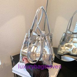 Luxury Designer tote Bags Bottgss Ventss Cassette online store 2023 New Handheld Woven Bag for Womens Mori Cute and Fashionable Silver Bucket With Real Logo