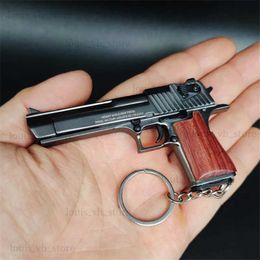 Gun Toys 1 3 Desert Eagle Solid Wood Handle Metal Model Keychain Toy Gun Miniature Alloy Pistol Collection Toy Gift Pendant T240309