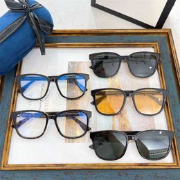 2024 Luxury Designer OFF Luxury Designer New Men's and Women's Sunglasses Off large box yellow protection can be equipped with myopia glasses frame
