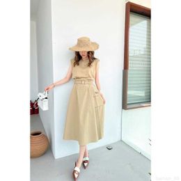 designer P Family 23 Summer New Style Fashion Triangle Sign Waist Slim Sleeveless Dress 8PWP