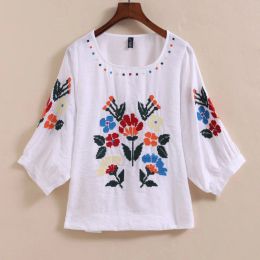 T-Shirt Vintage Ethnic Embroidery Blouse Women Loose O Neck Summer Tops Short Sleeve Cotton Tees Ladies Clothes