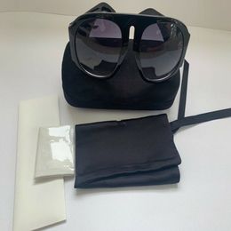 2022 Luxury OVERSIZE RUNWAY SUNGLASSES With original boxe BLACK 0152 brand Designer Sunglasses With original boxes For Women Round217D