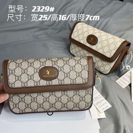 Store Luxury Bags Are Sold Cheaply Old Flower Single Shoulder Underarm Bag 2024 New Small Brand Fashion Stick High Grade Crossbody Instagram