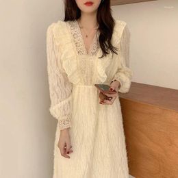 Casual Dresses Vintage Korean Style White Lace Embroidery Party A-Line Loose Spring 2024 Fairy Elegant Dress Women Winter Long Sleeve