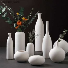 Vases Nordic White Ceramic Vase Handmade Flower Vase Aesthetic Room Decor Vintage Decorative Vases for Wedding Living Room Decoration L240309